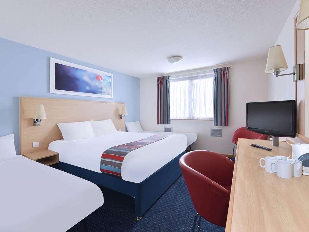 Travelodge Мансфилд Стая снимка